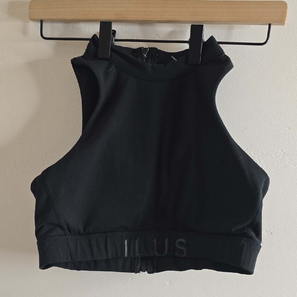 Ilus Black Fitted Sports Bra   With Zipper Ok Back Crop Tank Top